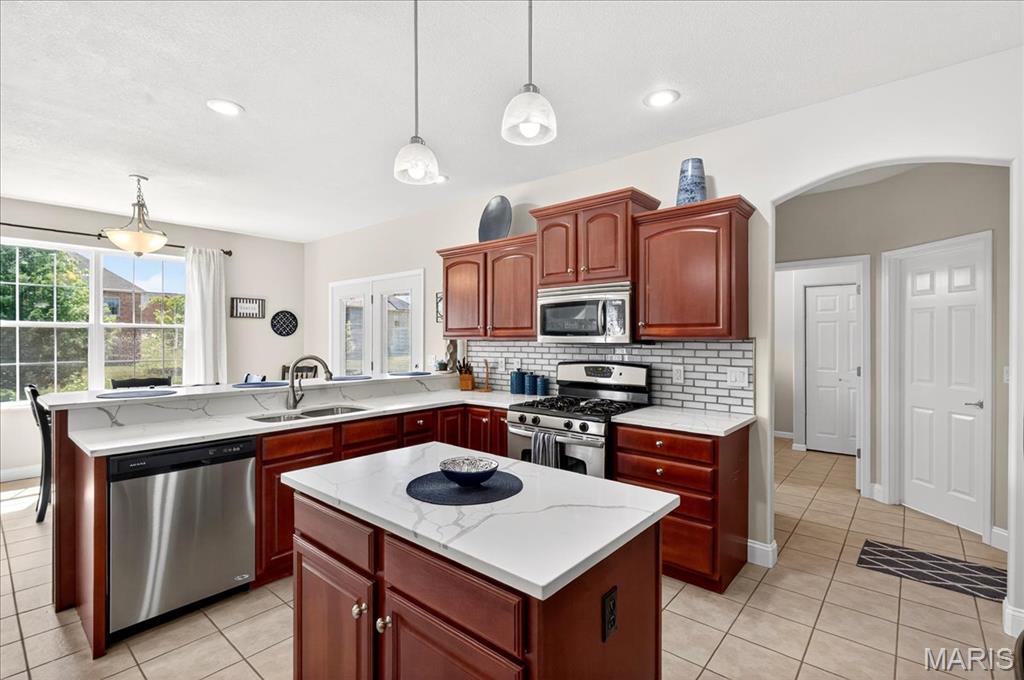 1618 Shadow Ridge Columbia, IL 62236 - Photo 11 of 50 Gallery Image 11