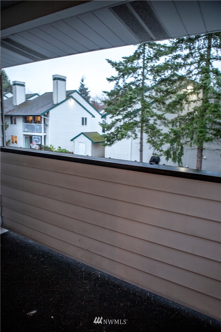 4221 Northeast 5th Street Renton, WA 98059 - Photo 12 of 19