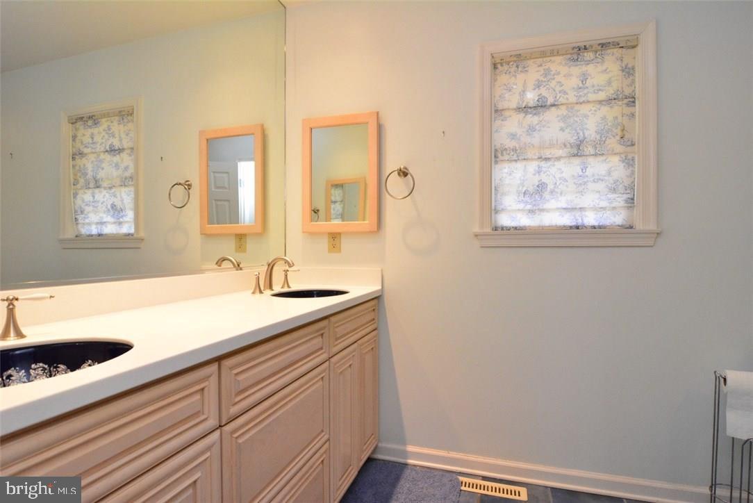 19 Coventry Road Rehoboth Beach, DE 19971 - Photo 11 of 29 Gallery Image 11
