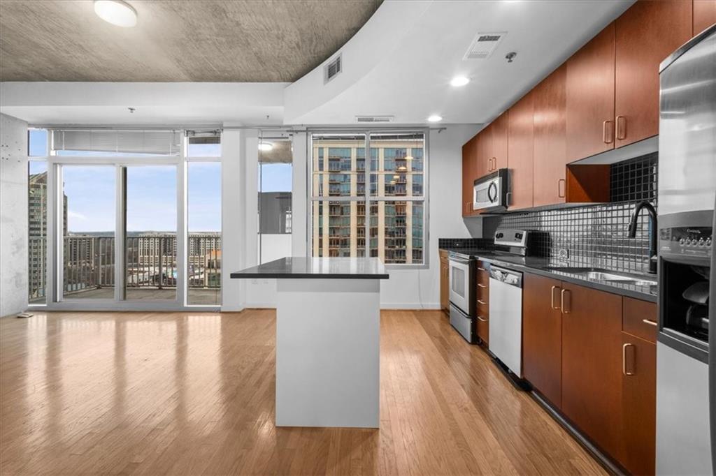 250 Pharr Road Northeast, Unit 1504 Atlanta, GA 30305 - Photo 4 of 34