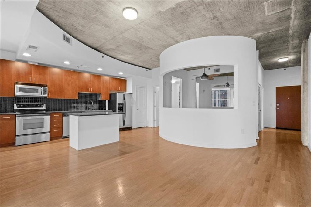 250 Pharr Road Northeast, Unit 1504 Atlanta, GA 30305 - Photo 8 of 34