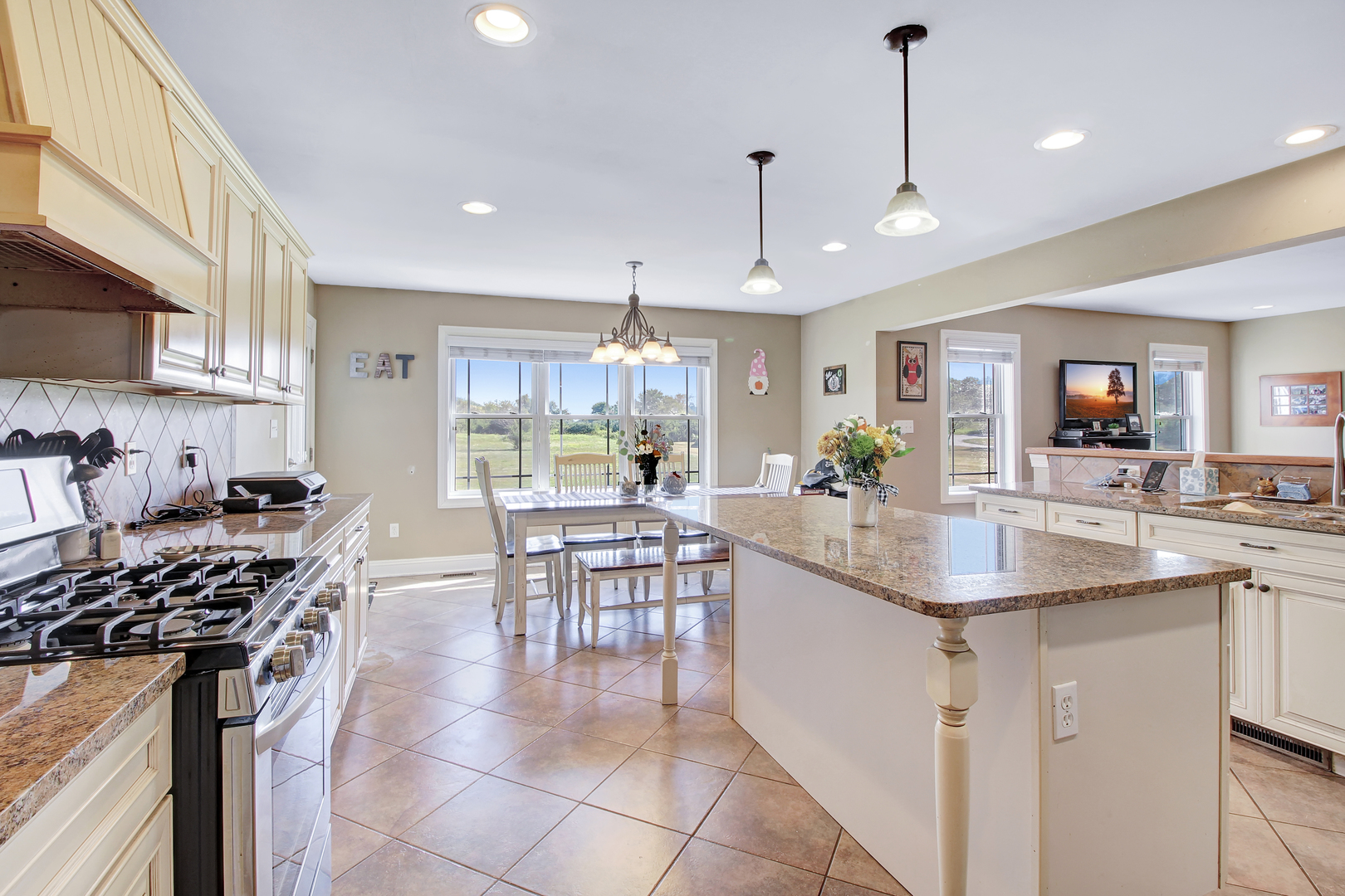 2345 East Offner Road Beecher, IL 60401 - Photo 3 of 27