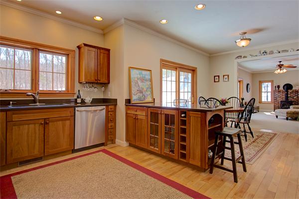 42 8 Lots Road Sutton, MA 01590 - Photo 12 of 30