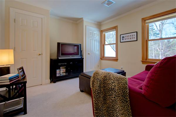 42 8 Lots Road Sutton, MA 01590 - Photo 27 of 30