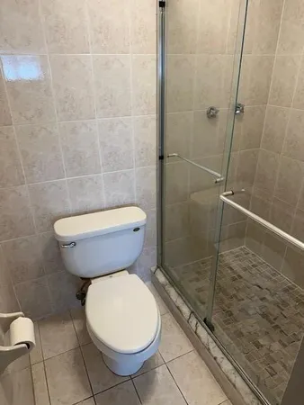 $2,500 | 1889 South Ocean Drive, Unit 412, Hallandale Beach, FL 33009