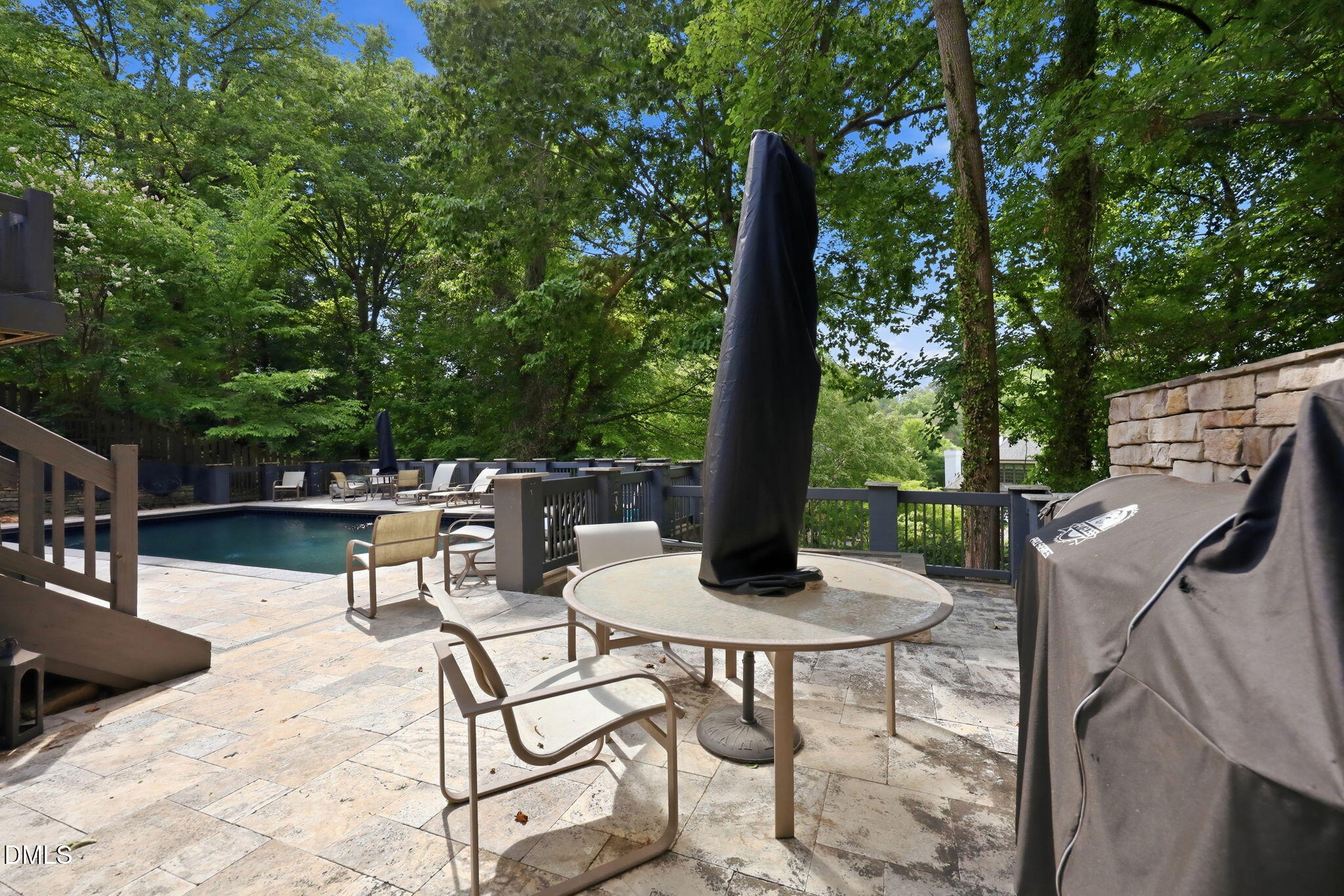2828 Exeter Circle Raleigh, NC 27608 - Photo 40 of 67
