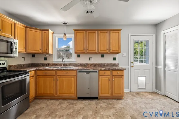 $2,200 | 5712 Sara Kay Drive, Richmond, VA 23237