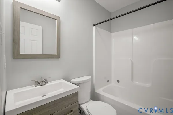 $2,200 | 5712 Sara Kay Drive, Richmond, VA 23237