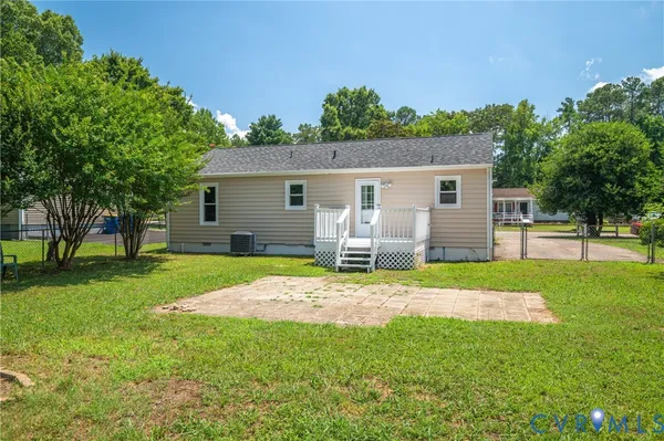 $2,200 | 5712 Sara Kay Drive, Richmond, VA 23237