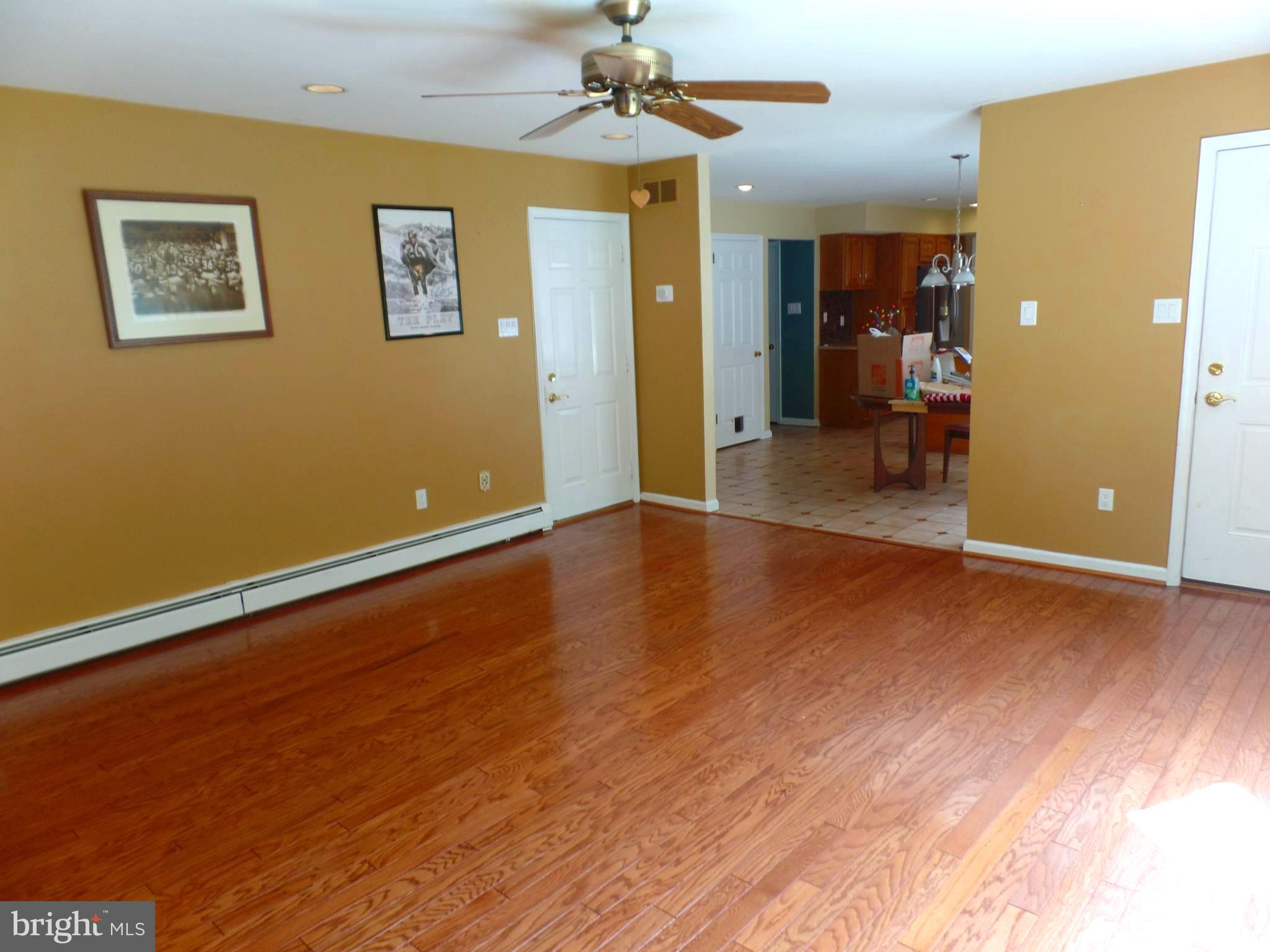 524 Media Line Road Newtown Square, PA 19073 - Photo 20 of 38 First floor family room
