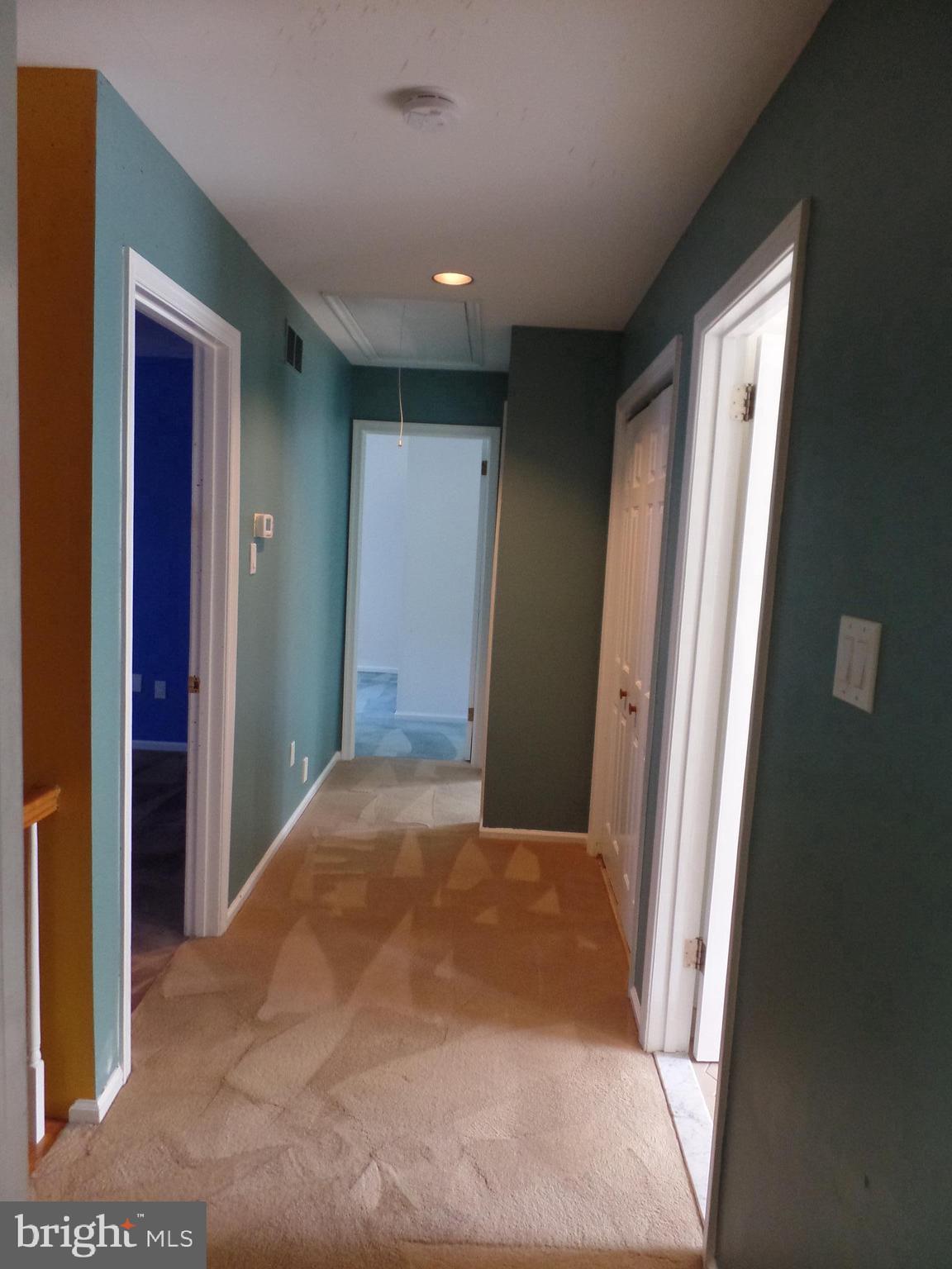 524 Media Line Road Newtown Square, PA 19073 - Photo 31 of 38 Second floor hallway
