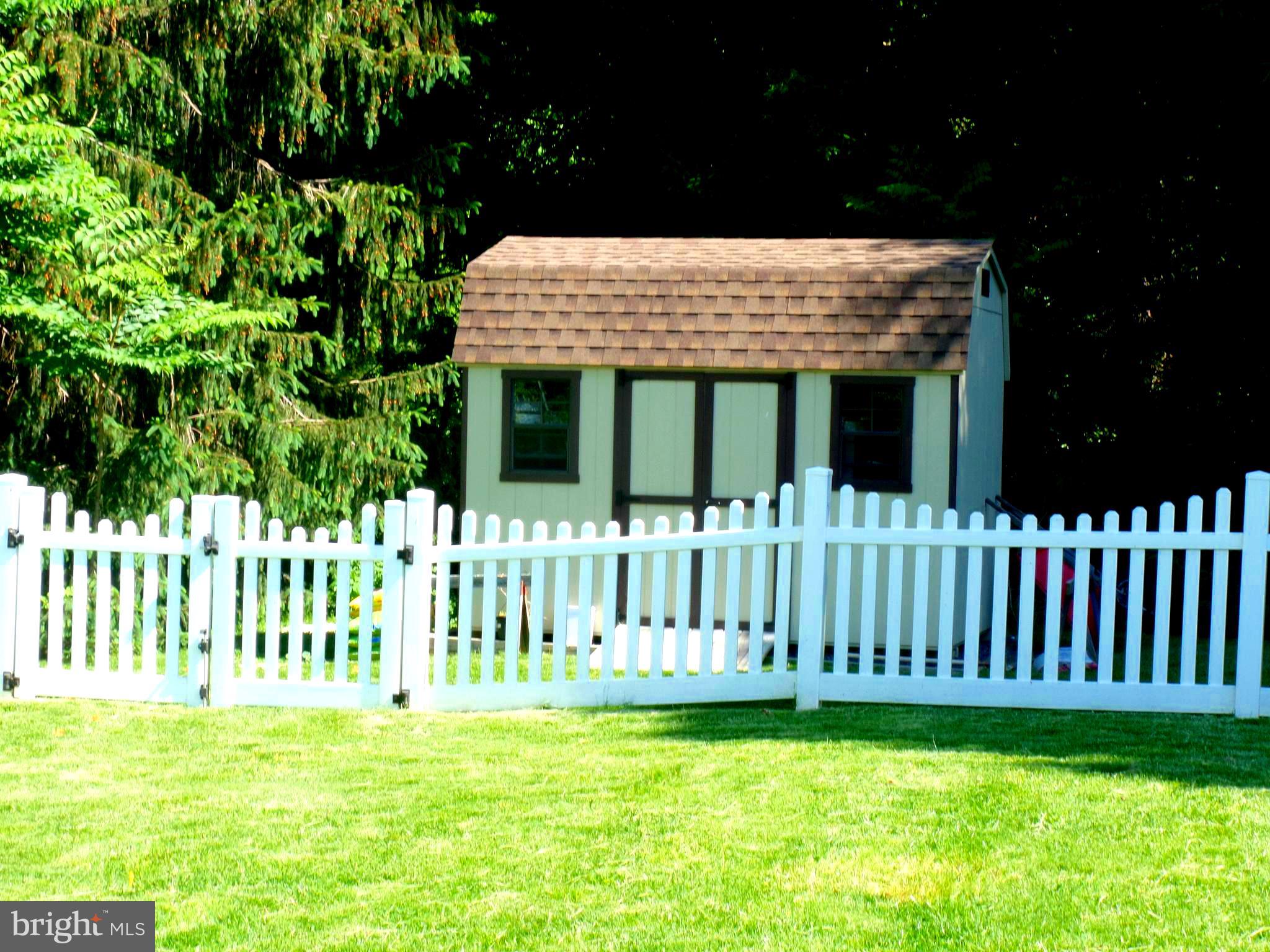 524 Media Line Road Newtown Square, PA 19073 - Photo 7 of 38 Storage shed
