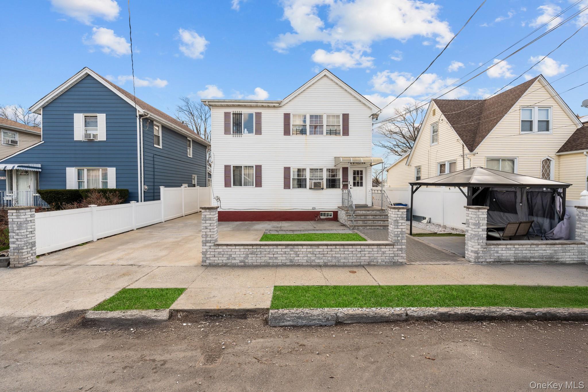 169,34 144th Road Queens, NY 11434 - Photo 2 of 28