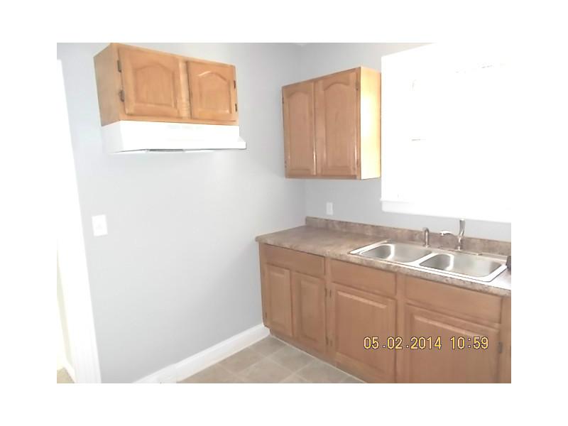 1056 Main Street Coventry, RI 02816 - Photo 7 of 25 Kitchen.