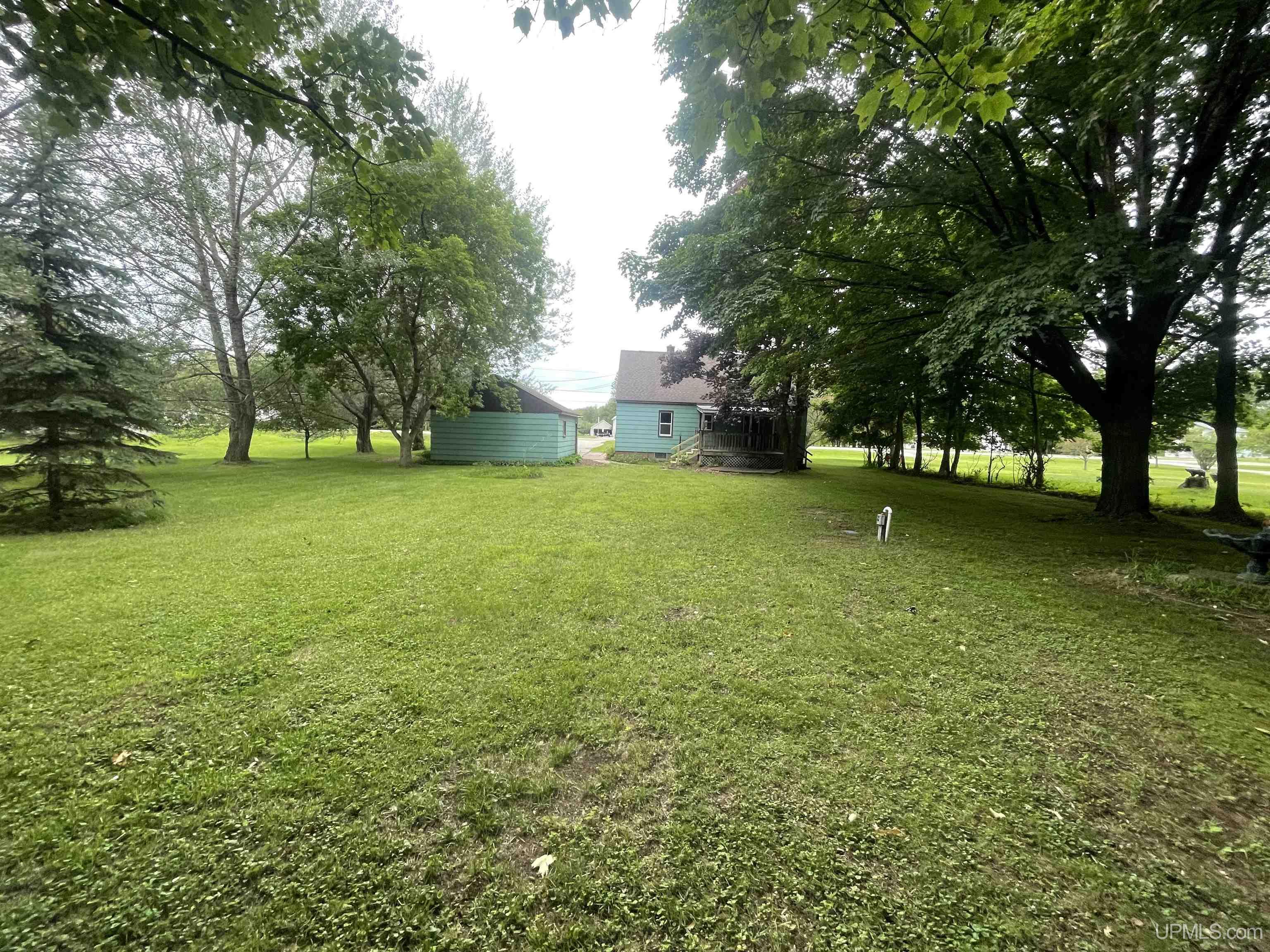 7344 County 426 M.5 Road Gladstone, MI 49837 - Photo 4 of 22 Gallery Image 4