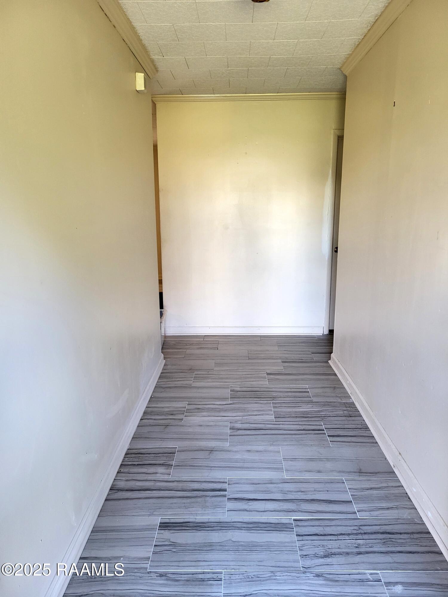 9732 Cotton Loop Abbeville, LA 70510 - Photo 9 of 15 20250217_153048