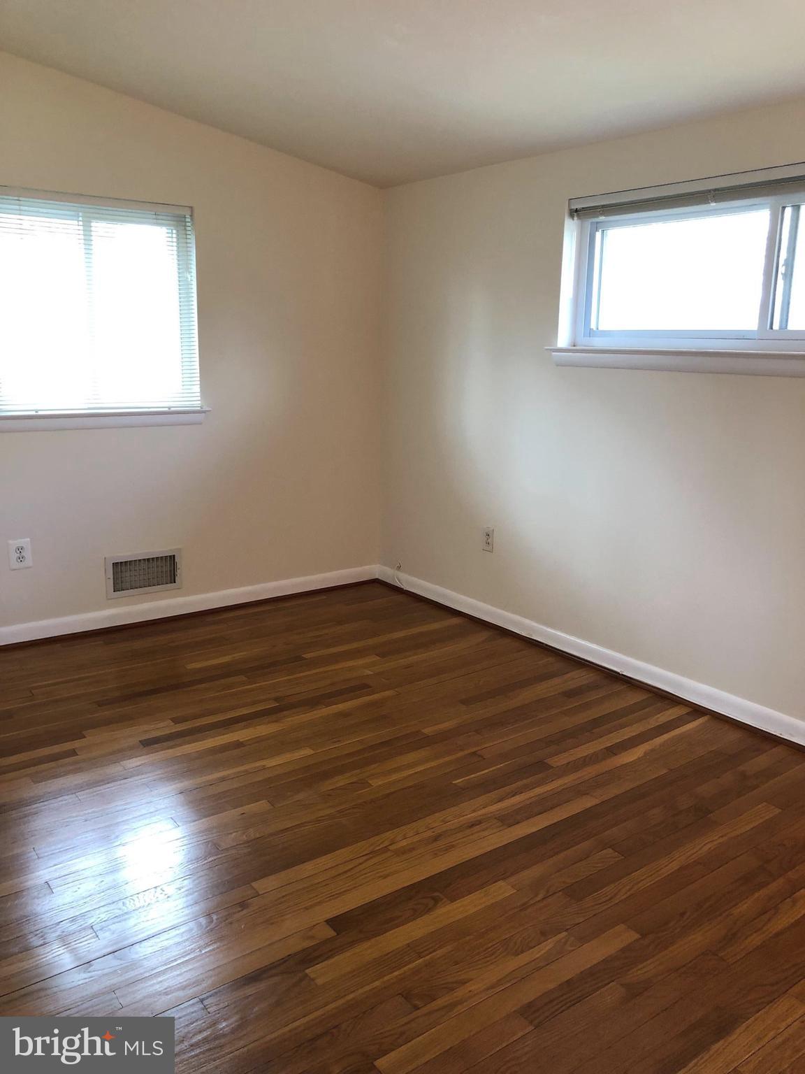 11509 Lockhart Place Silver Spring, MD 20902 - Photo 26 of 30 Bedroom