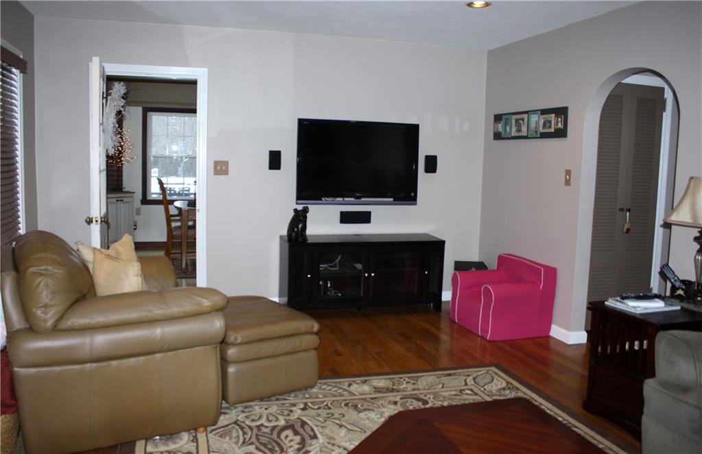 125 Weckerly Road Butler, PA 16002 - Photo 5 of 23 Living Room (TV and Surround Sound included in the sale of the home)