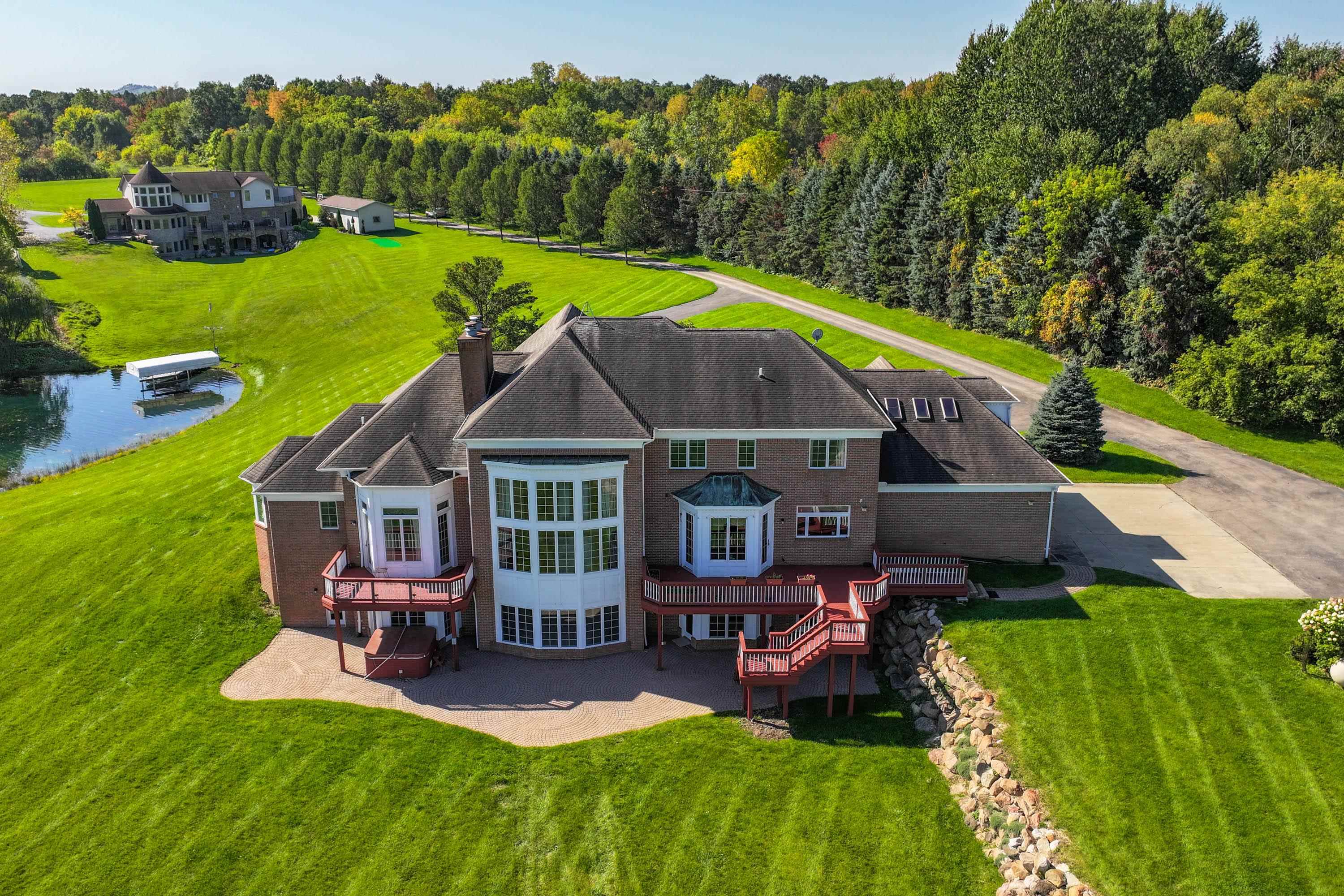 7441 Groveland Road Holly, MI 48442 - Photo 54 of 71 50123991-50.JPG
