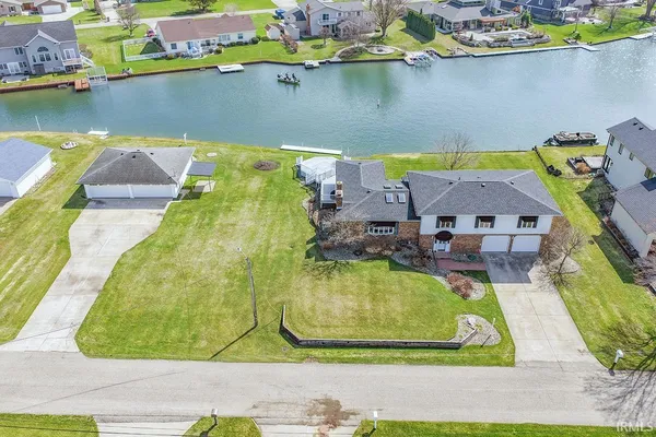 $859,000 | 51198 Aqua Drive, Elkhart, IN 46514