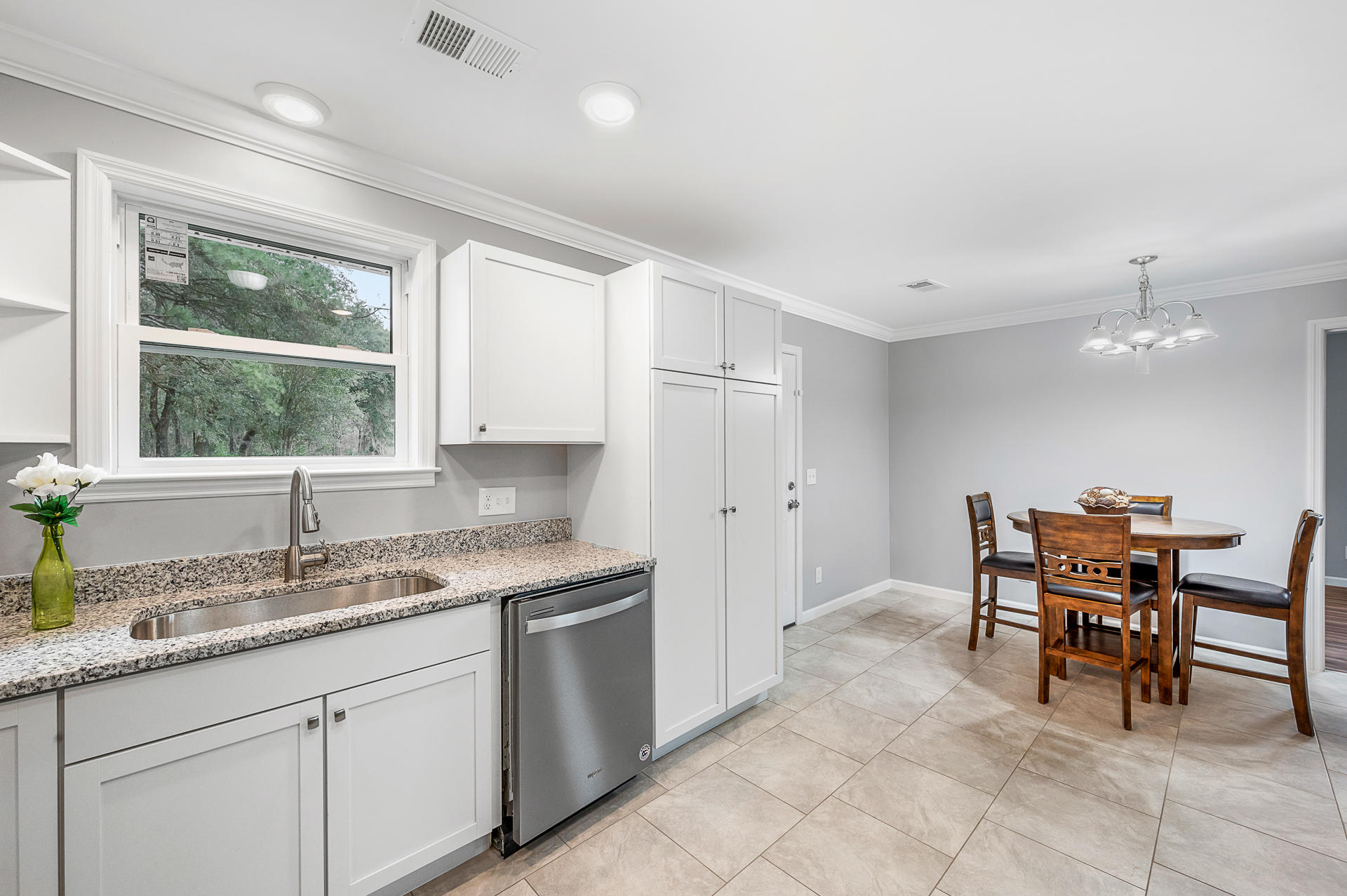 1001 Ridge Road Ridgeville, SC 29472 - Photo 11 of 26 Kitchen