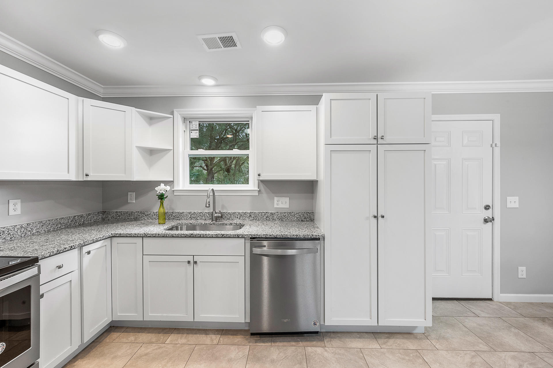 1001 Ridge Road Ridgeville, SC 29472 - Photo 12 of 26 Kitchen