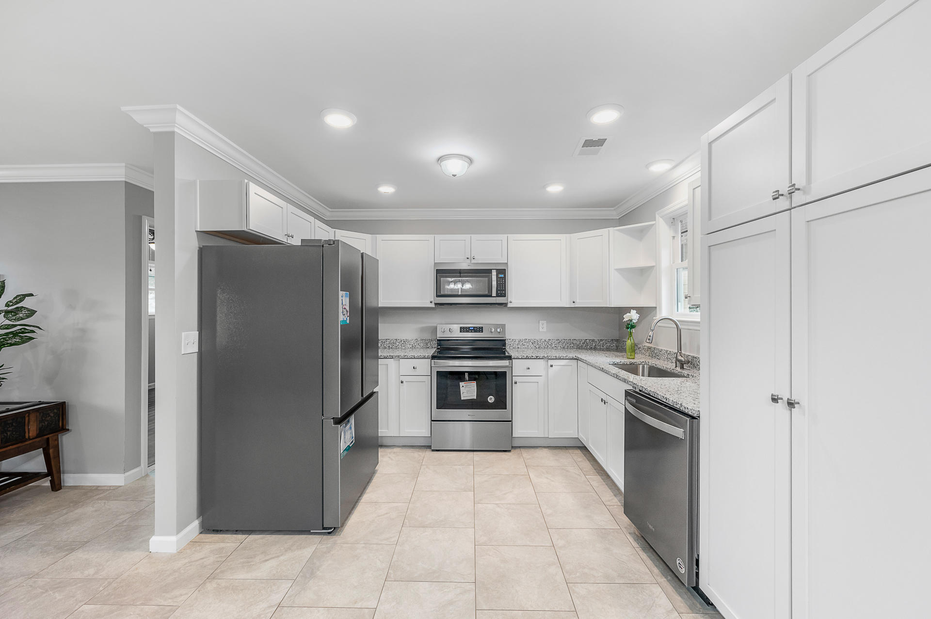 1001 Ridge Road Ridgeville, SC 29472 - Photo 15 of 26 Kitchen