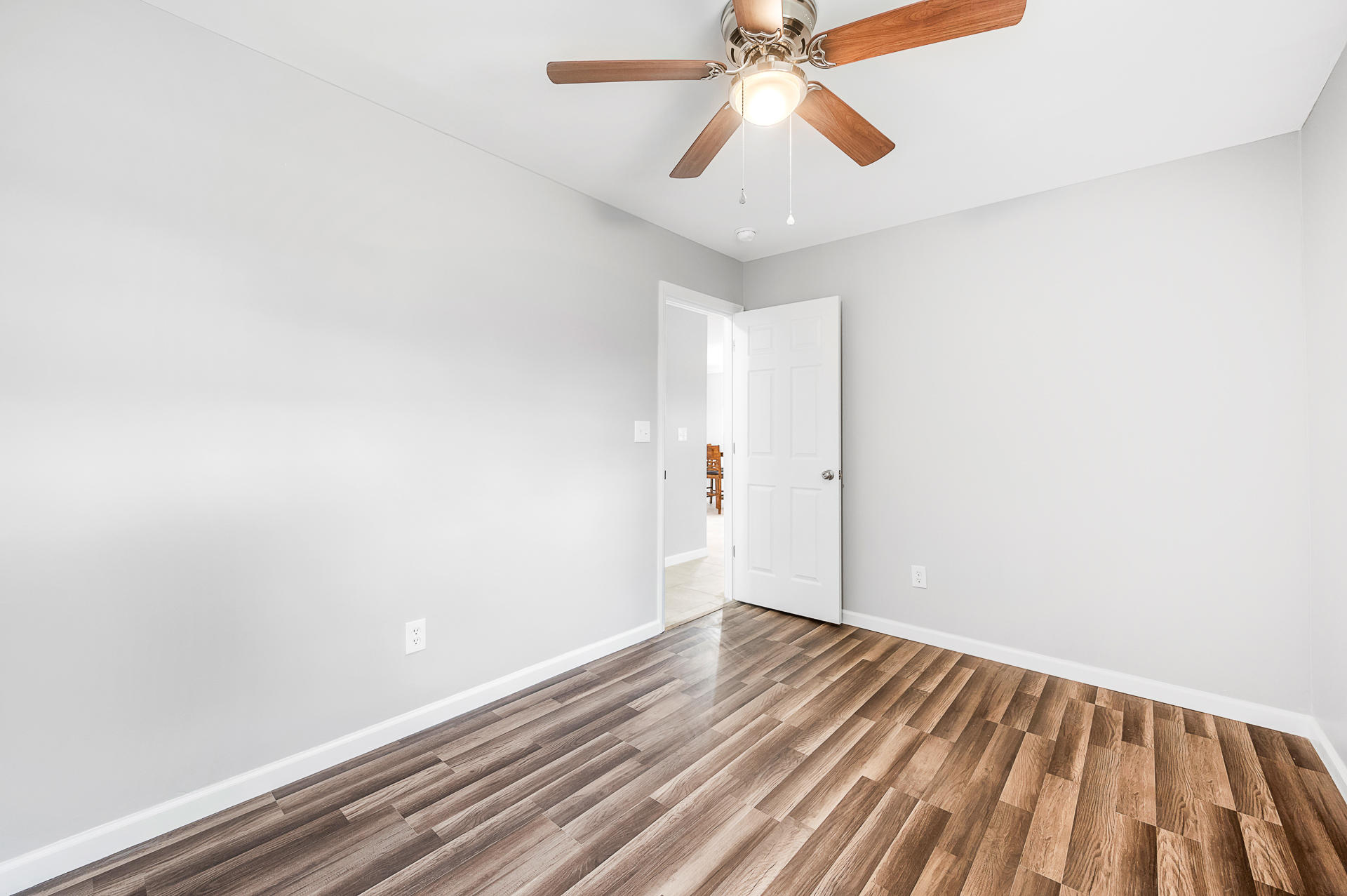 1001 Ridge Road Ridgeville, SC 29472 - Photo 22 of 26 Second Bedroom