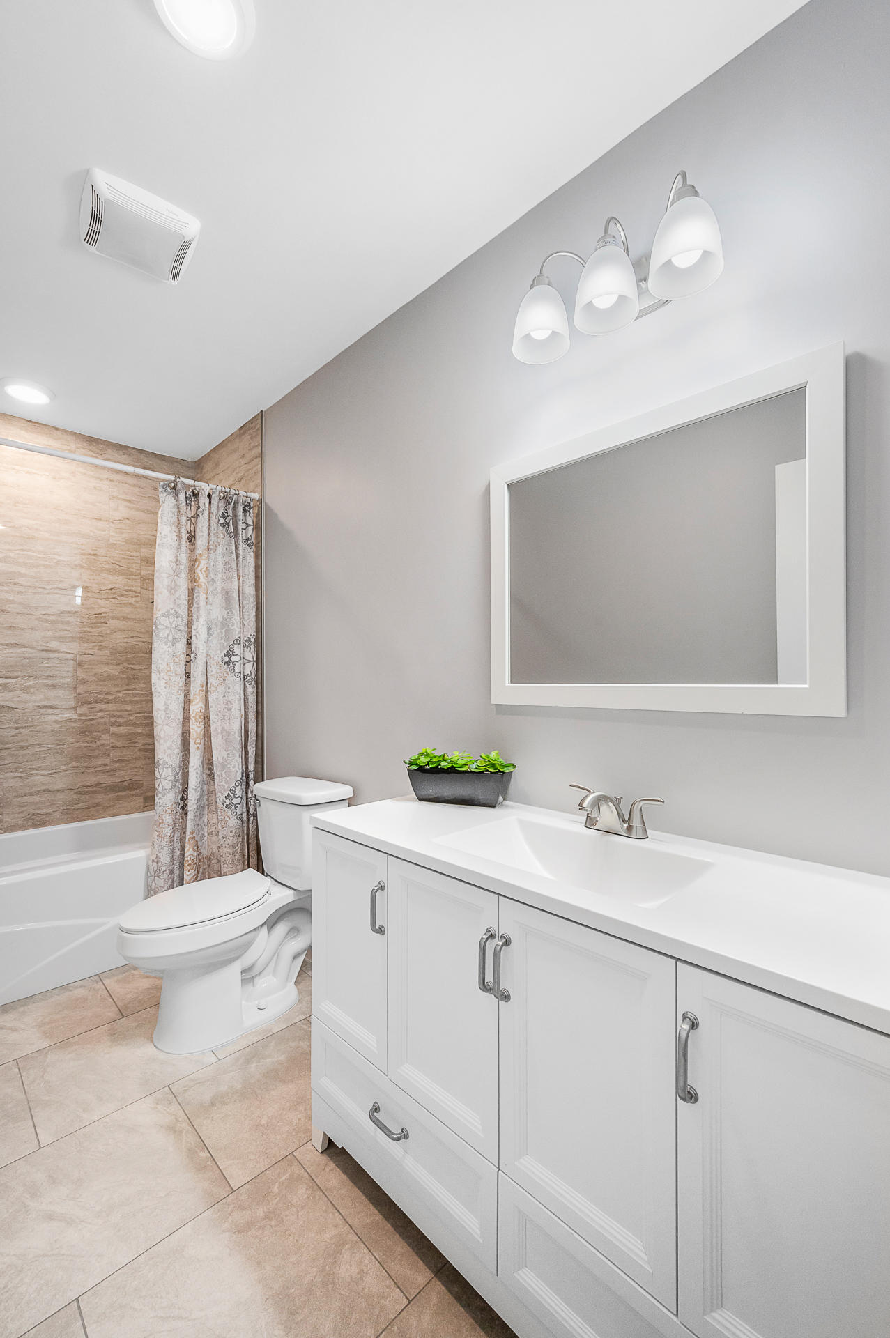 1001 Ridge Road Ridgeville, SC 29472 - Photo 23 of 26 Second Bathroom