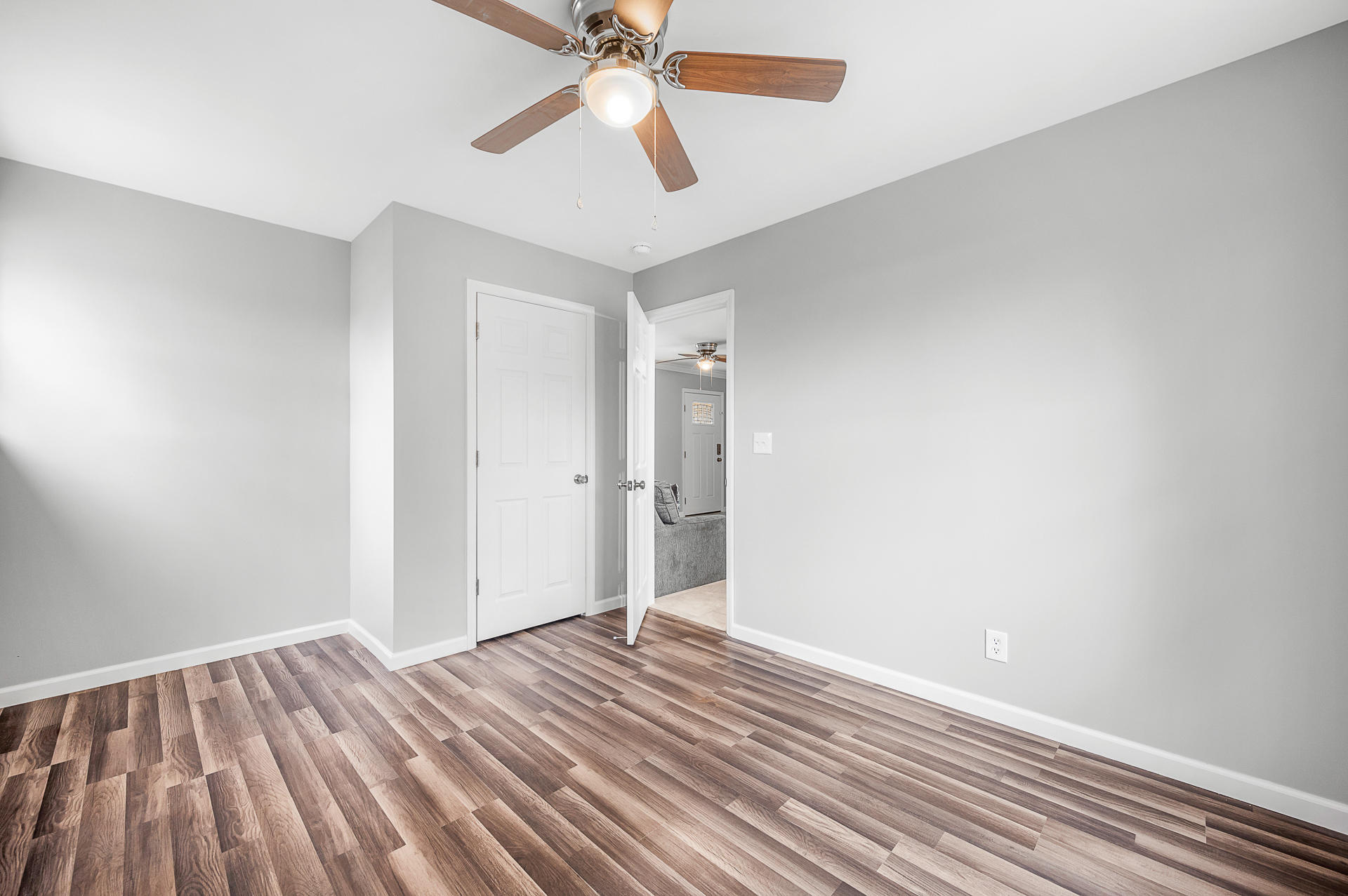1001 Ridge Road Ridgeville, SC 29472 - Photo 25 of 26 Third Bedroom