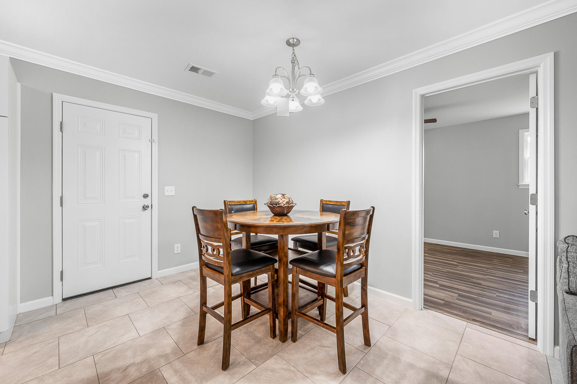 1001 Ridge Road Ridgeville, SC 29472 - Photo 9 of 26 Dining Room