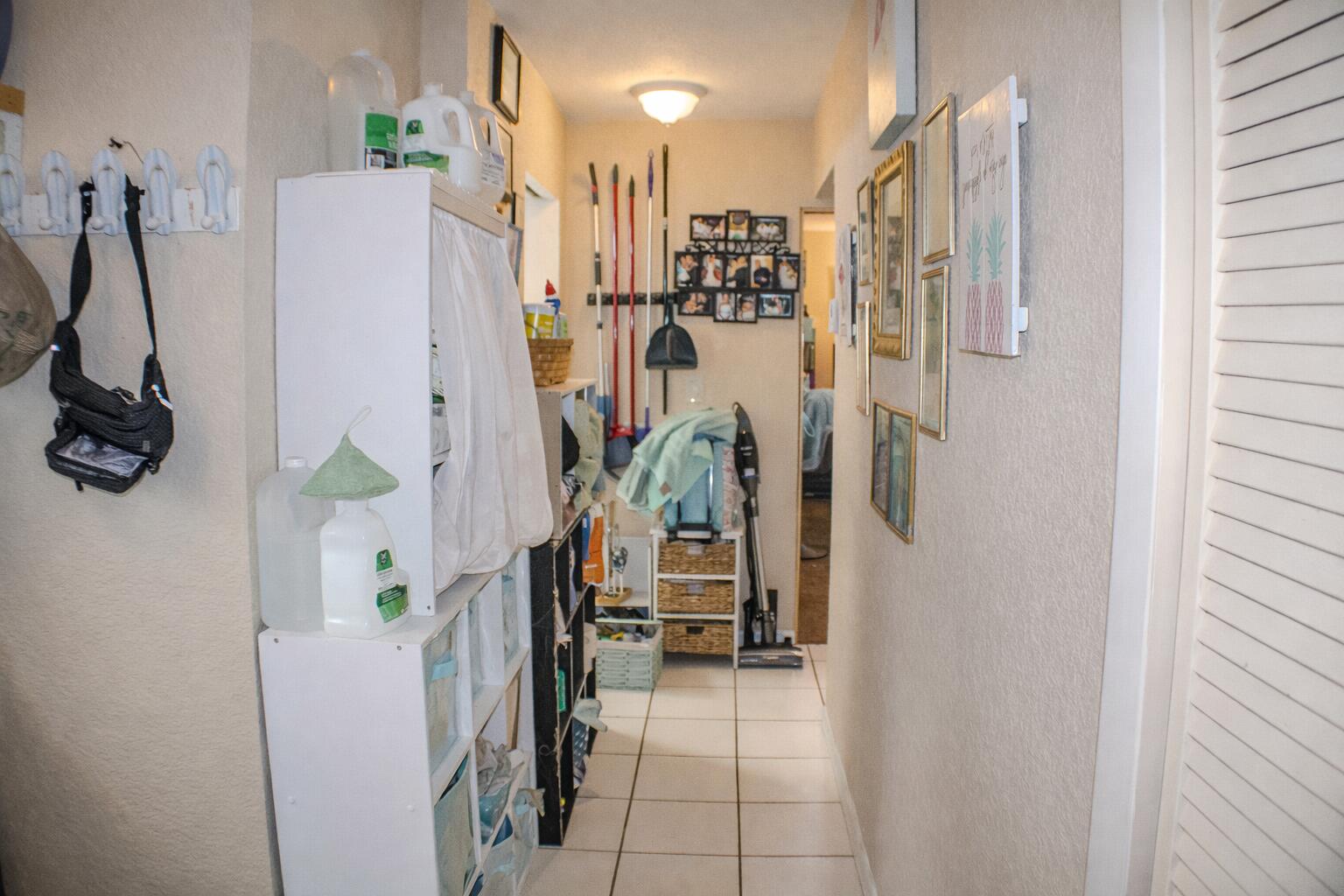 711 Sharon Place Key Largo, FL 33037 - Photo 25 of 38 a view of walk in closet