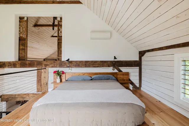 $1,650,000 | 632 Albany Turnpike, Chatham, NY 12136