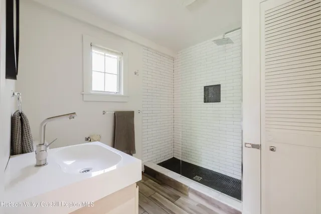 $1,650,000 | 632 Albany Turnpike, Chatham, NY 12136