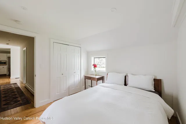 $1,650,000 | 632 Albany Turnpike, Chatham, NY 12136