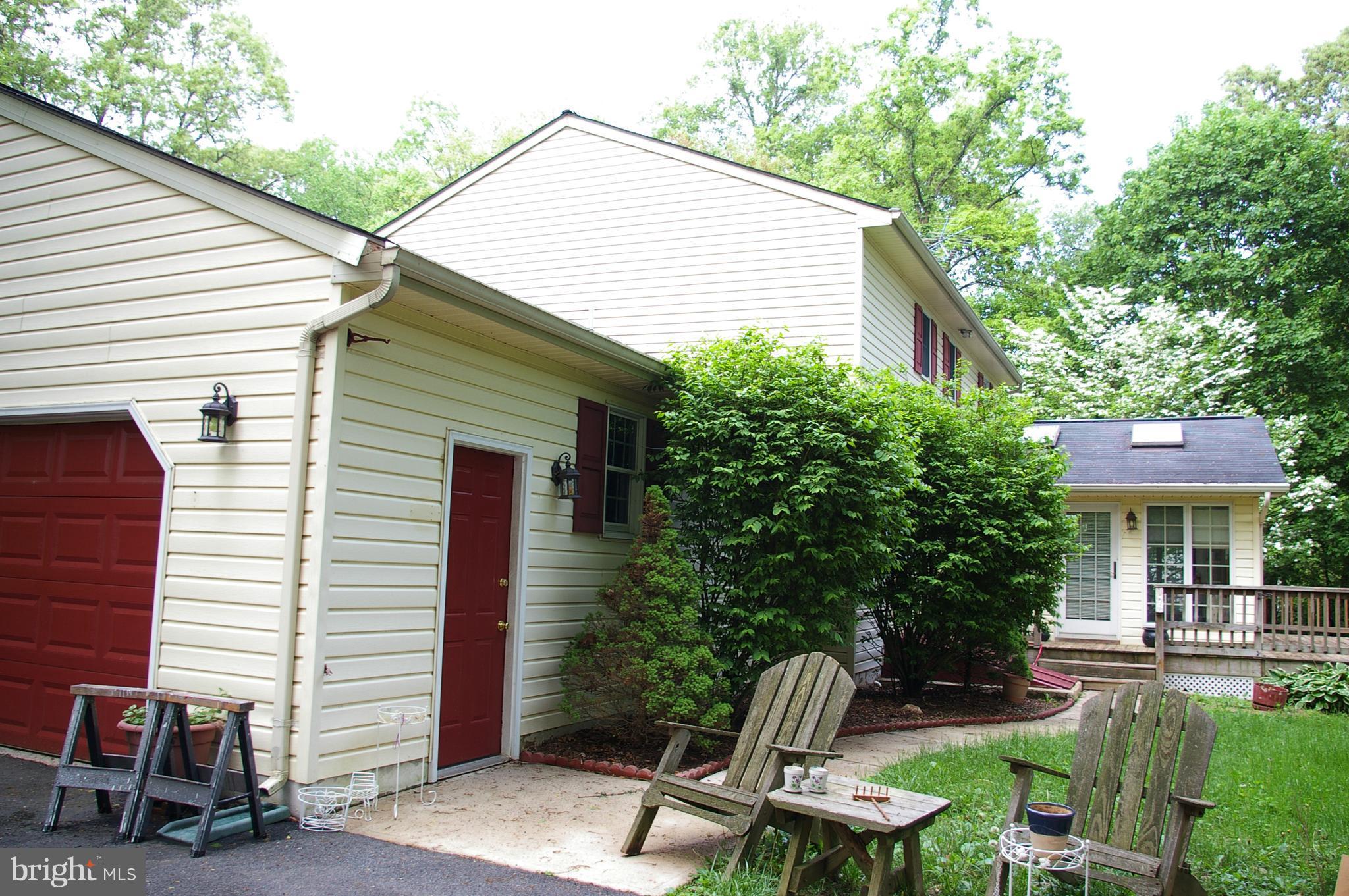 203 Holy Cross Road Street, MD 21154 - Photo 5 of 21 Rear/Side View