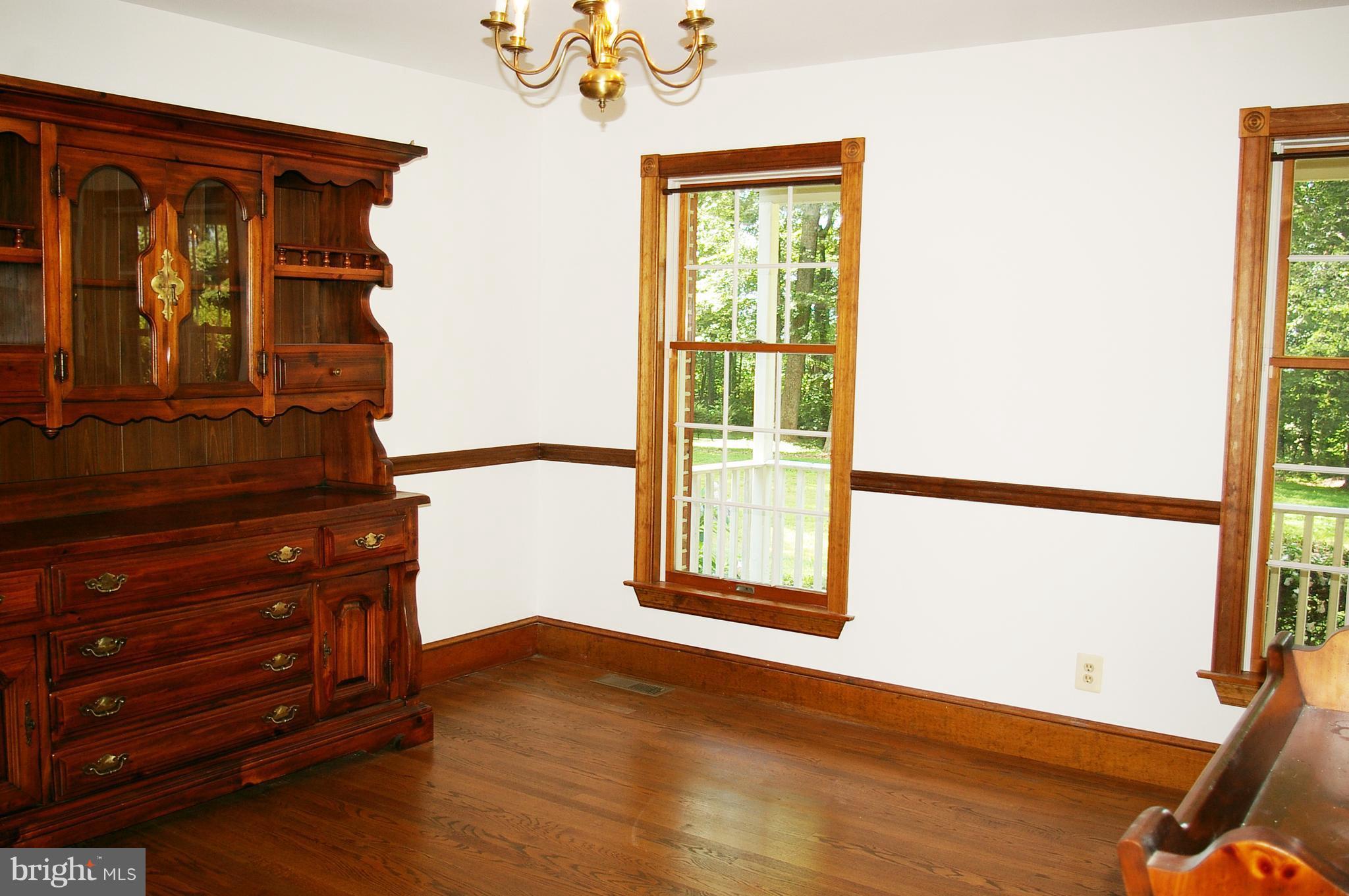 203 Holy Cross Road Street, MD 21154 - Photo 7 of 21 Bright Dinning Room