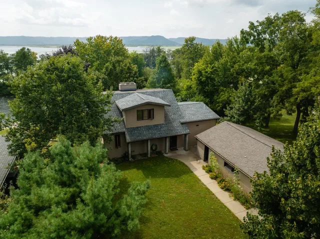 $408,900 | W7919 County Rd ZB, Onalaska, WI 54650