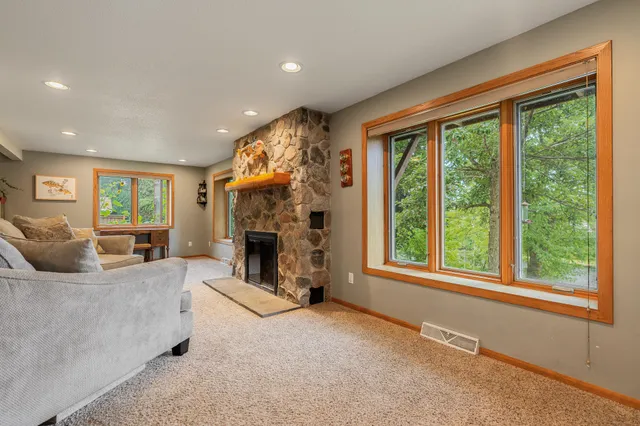 $408,900 | W7919 County Rd ZB, Onalaska, WI 54650