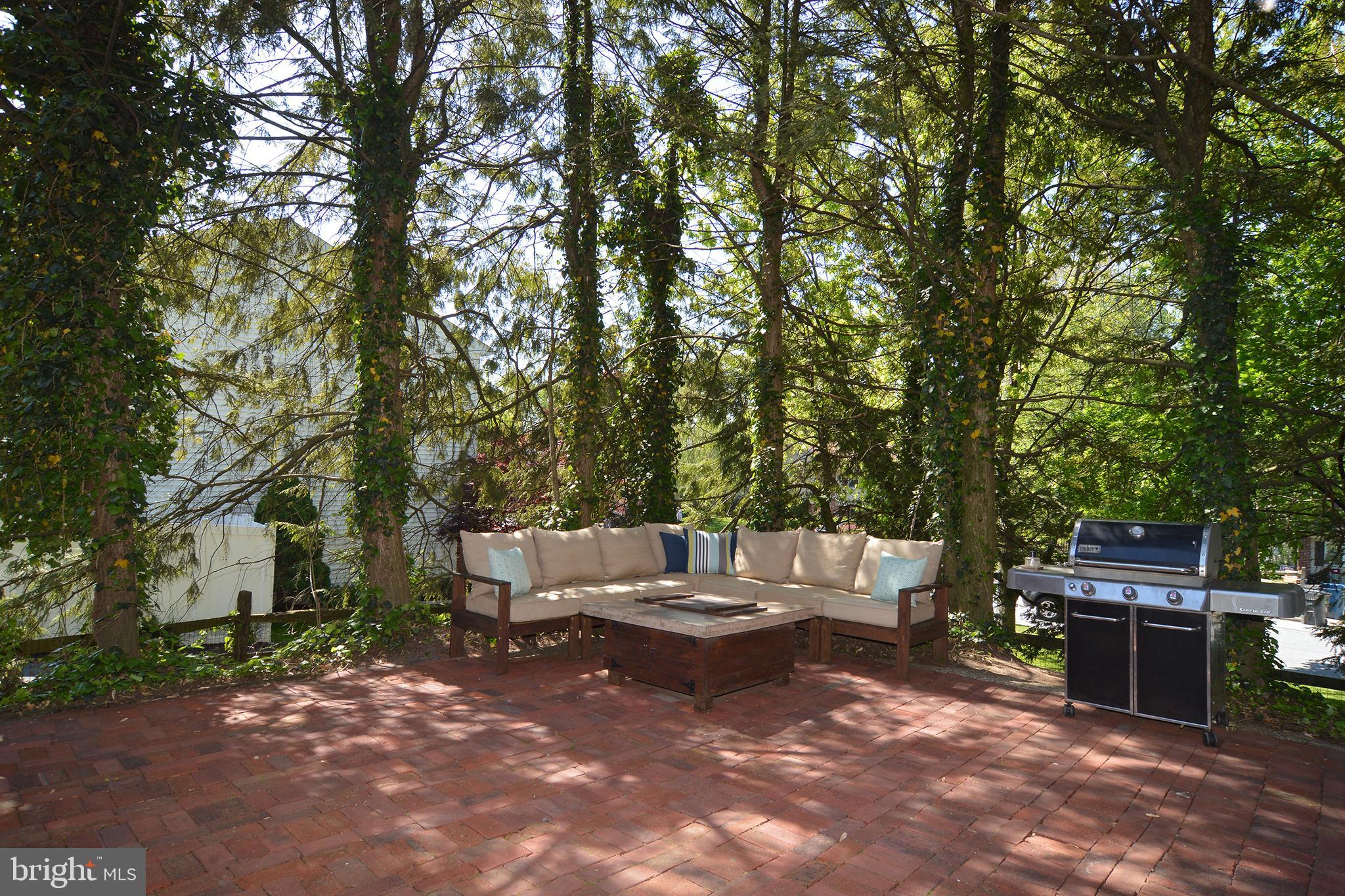 525 Gibraltar Road Reading, PA 19606 - Photo 48 of 56 Patio