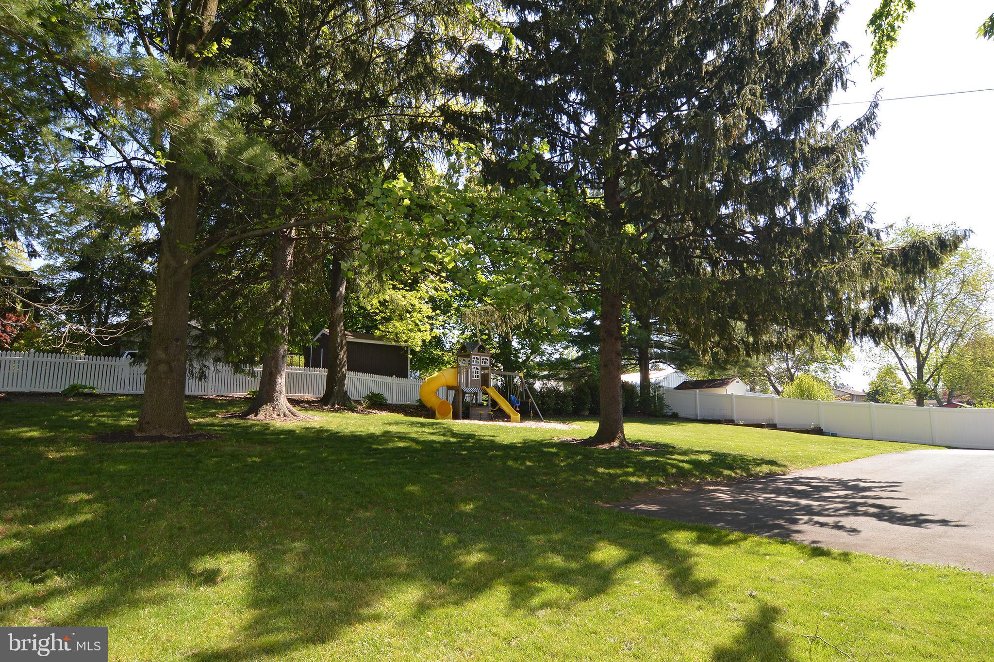 525 Gibraltar Road Reading, PA 19606 - Photo 51 of 56 Yard View