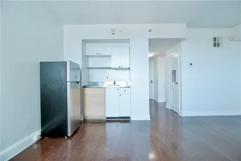 $115,000 | 1205 St Charles Avenue, Unit 1008, New Orleans, LA 70130