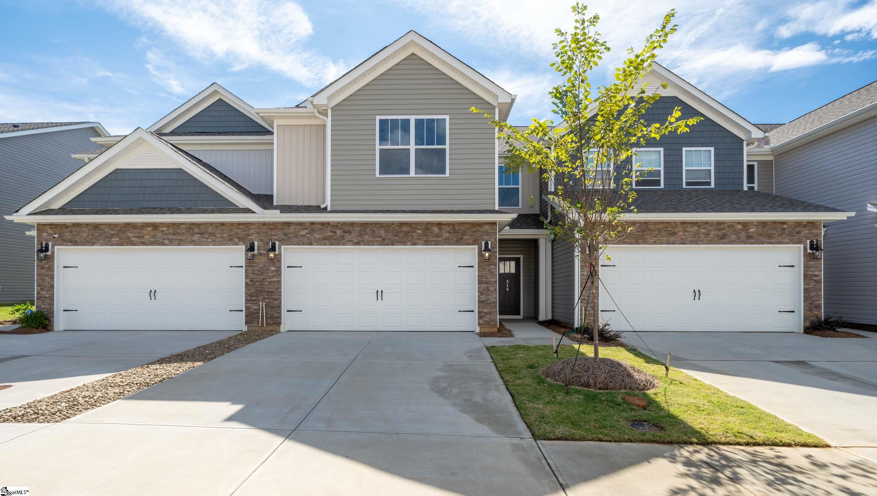 323 Cub Court Greenville, SC 29609 - Photo 1 of 25