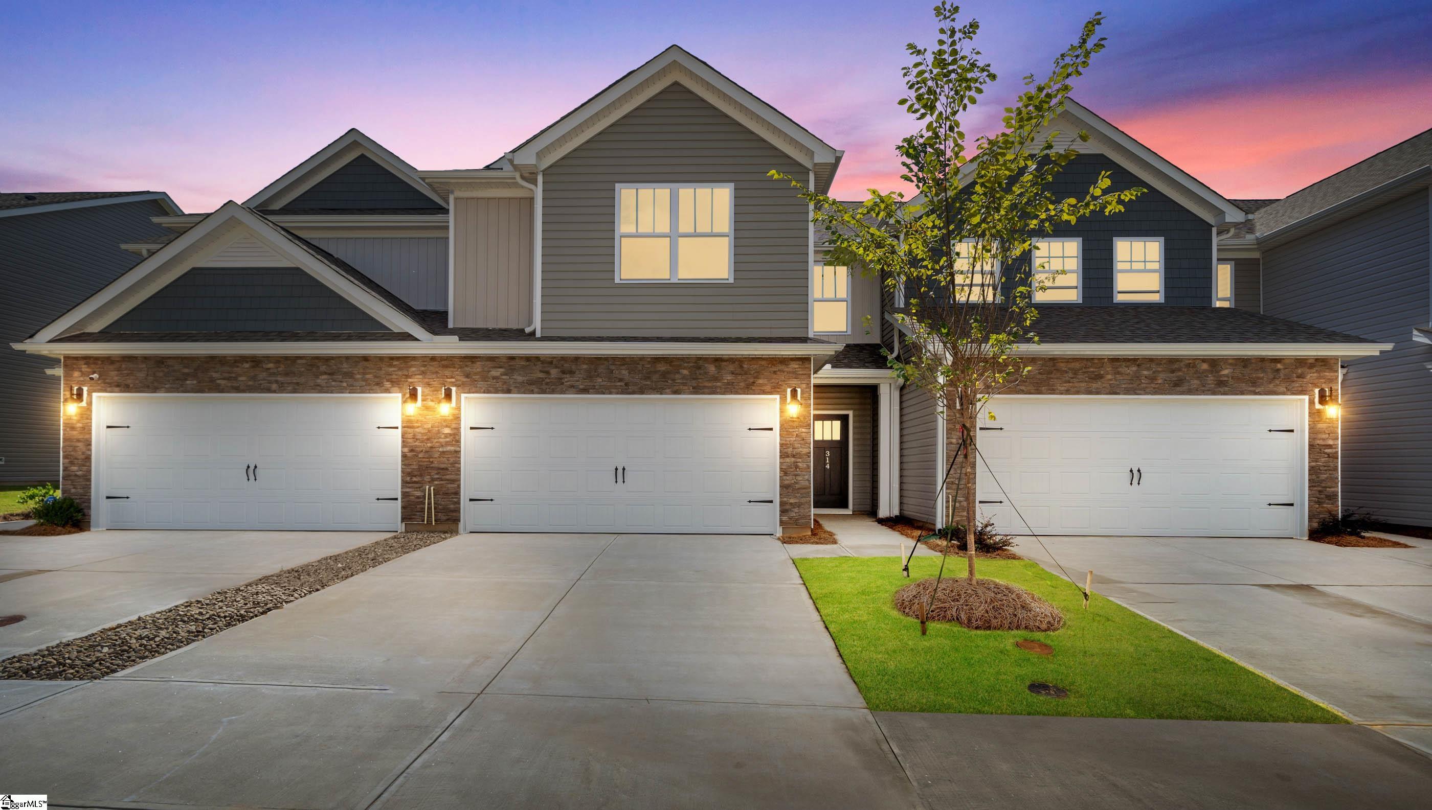 323 Cub Court Greenville, SC 29609 - Photo 2 of 25