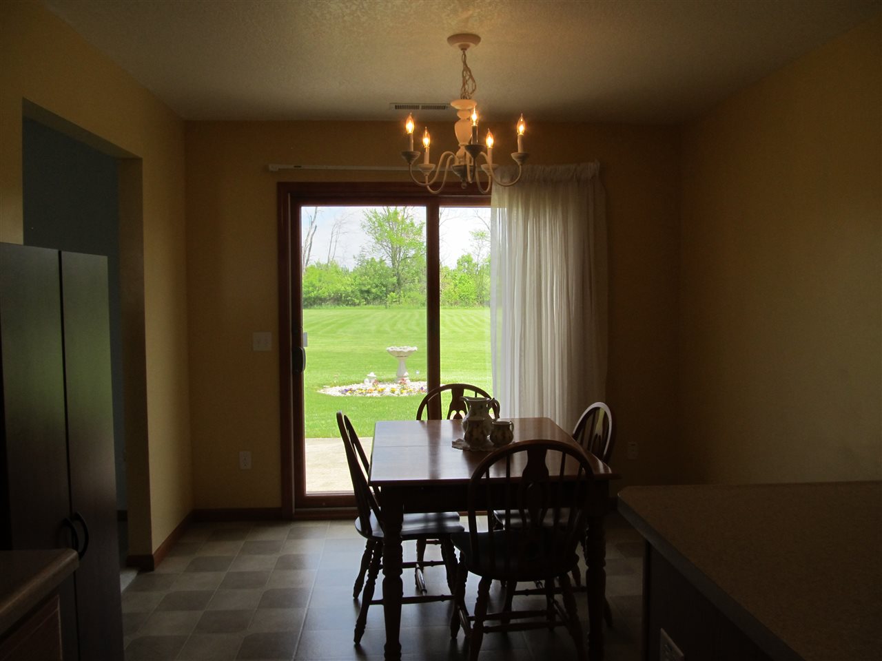 508 North Waters Edge Drive Decatur, IN 46733 - Photo 2 of 32