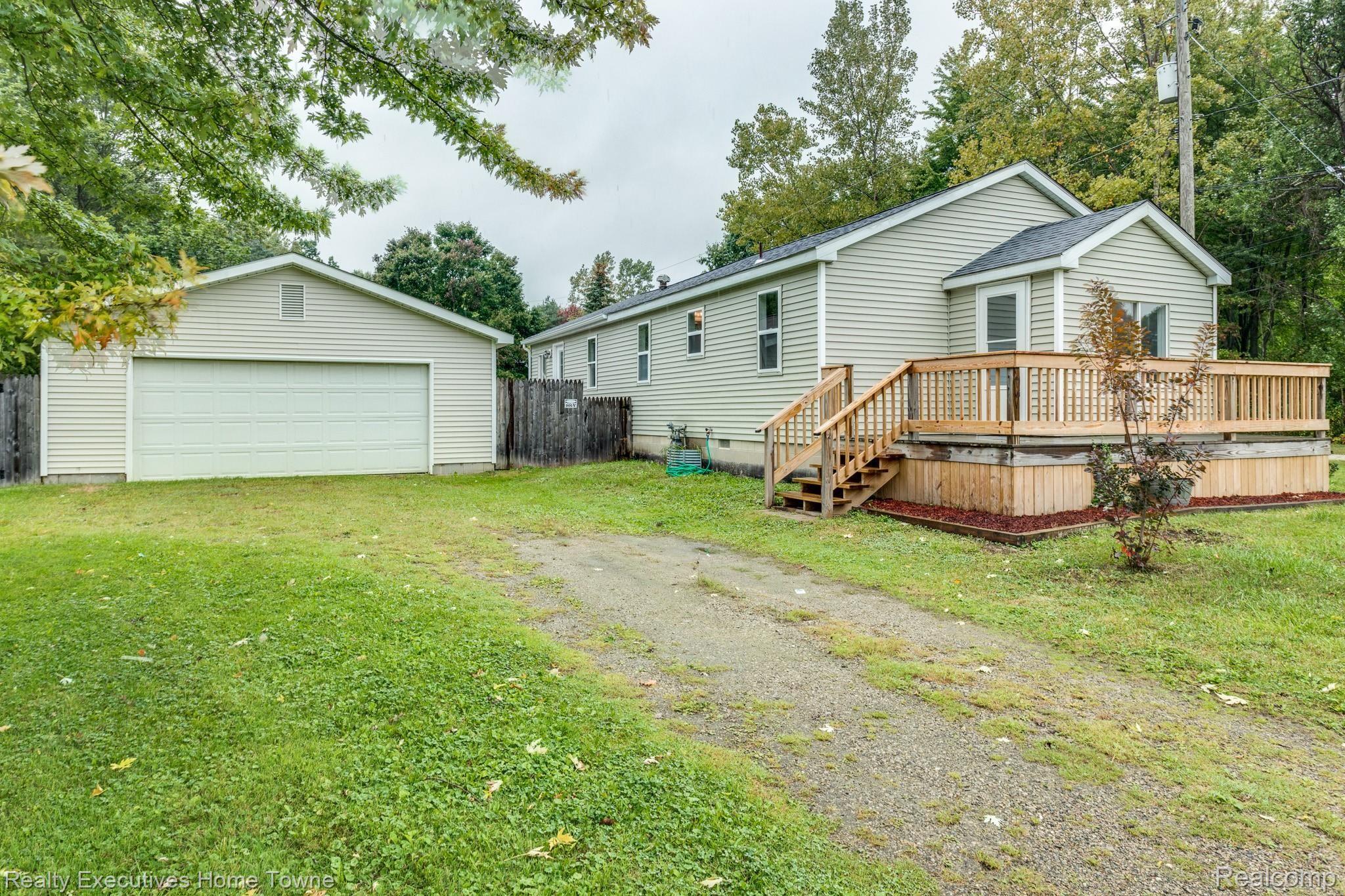 1803 Maple Road Smiths Creek, MI 48074 - Photo 1 of 32 1803 Maple Rd (2 of 37).jpg