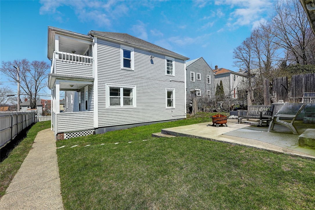 41 Rochambeau Avenue Providence, RI 02906 - Photo 2 of 45 Gallery Image 2