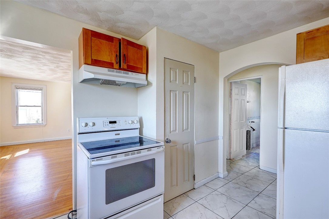 41 Rochambeau Avenue Providence, RI 02906 - Photo 22 of 45 Gallery Image 22