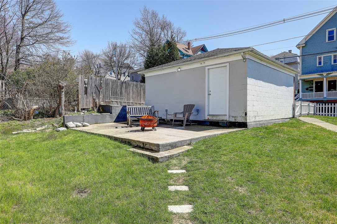 41 Rochambeau Avenue Providence, RI 02906 - Photo 42 of 45 Gallery Image 42