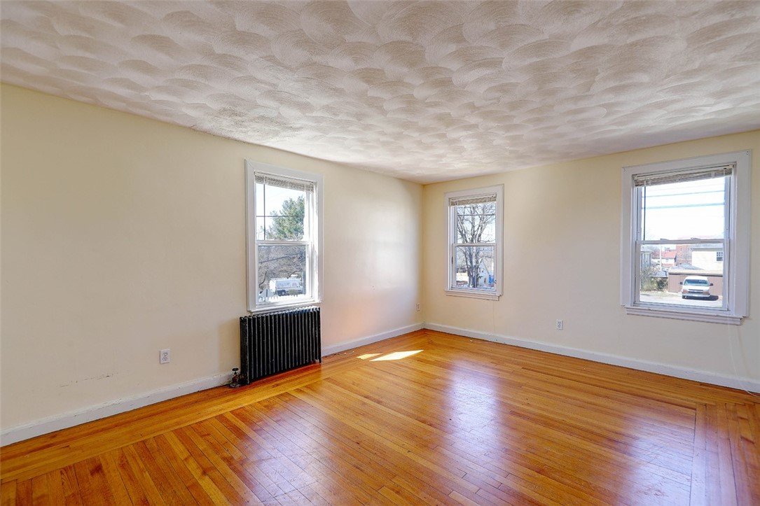 41 Rochambeau Avenue Providence, RI 02906 - Photo 7 of 45 Gallery Image 7